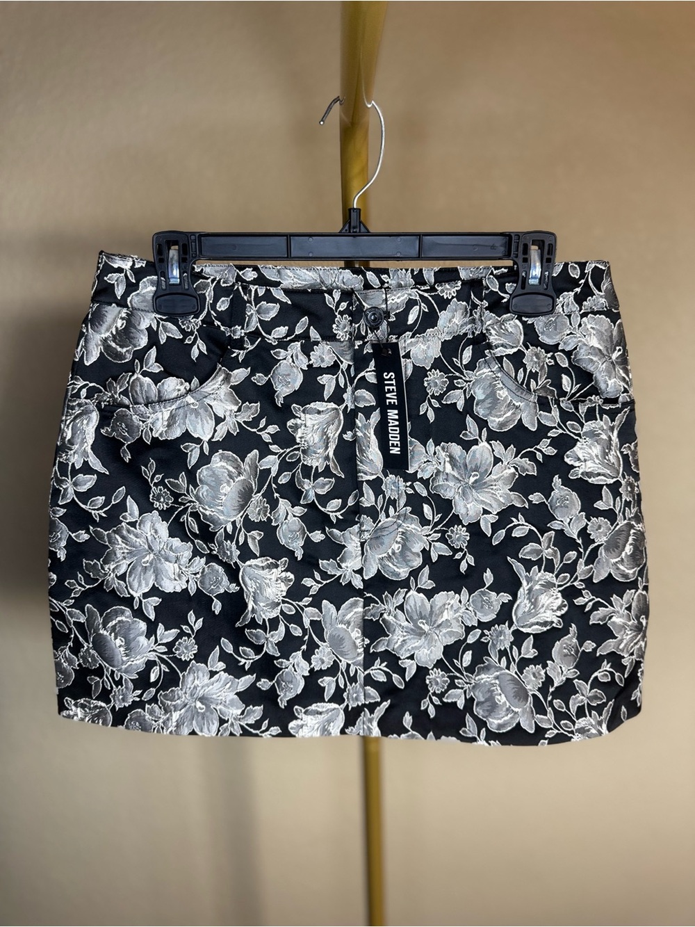 Steve Madden Black Floral Jacquard Mini Skirt